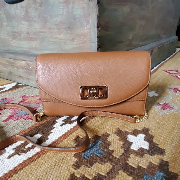 michael kors karson wallet clutch